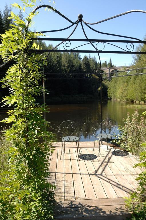 Le Moulin Des Farges Bed and Breakfast Meymac Buitenkant foto